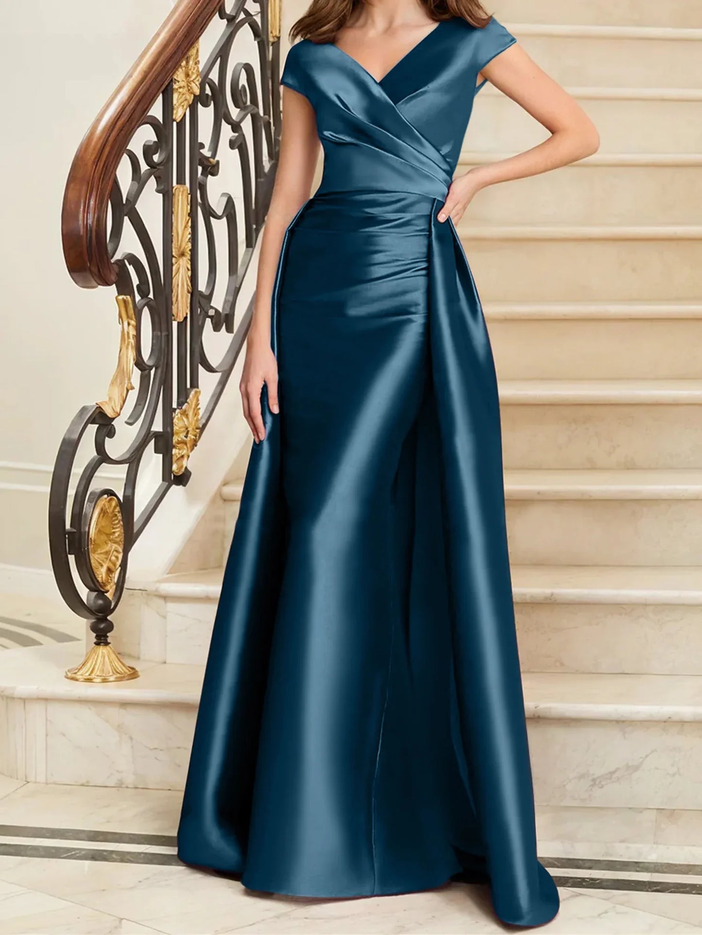 Tight fit/straight V-neck sleeveless satin mother of the bride dresses