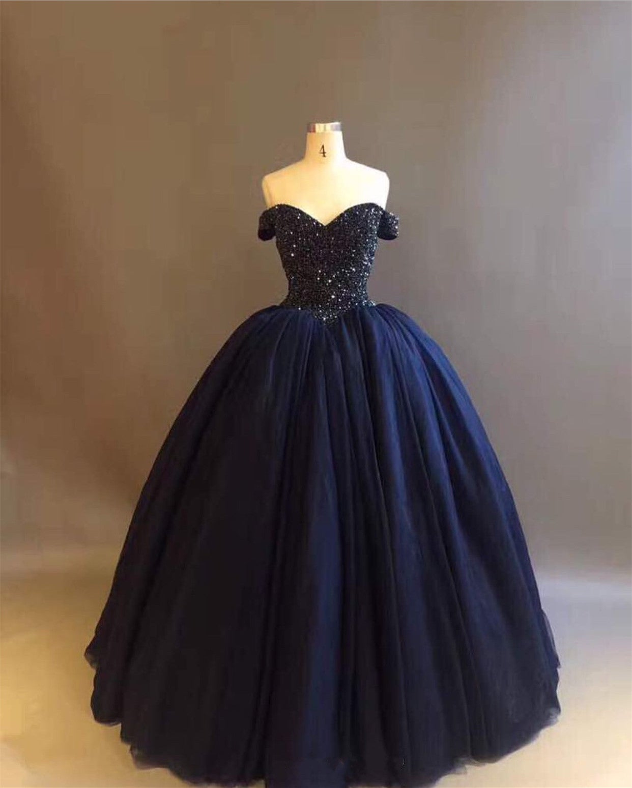 Bling Bodice Corset Navy Blue Ball Gowns Wedding Dresses Off The Shoulder