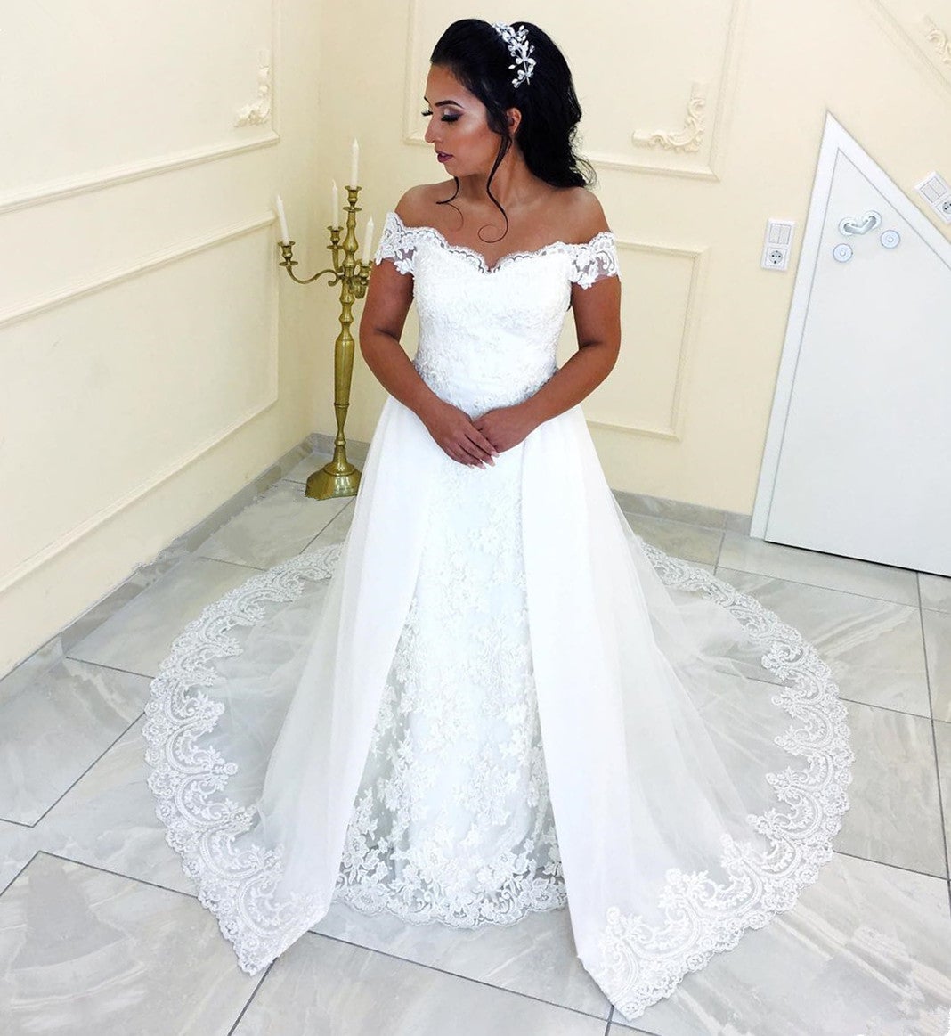 Elegant Lace V-neck Off The Shoulder Tulle Sweep Train Wedding Dresses