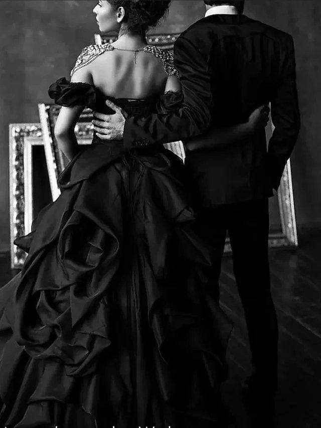 Ball Gown Wedding Dresses Off Shoulder Court Train Lace Tulle Short Sleeve Sexy Black Modern with Lace Cascading Ruffles - RongMoon