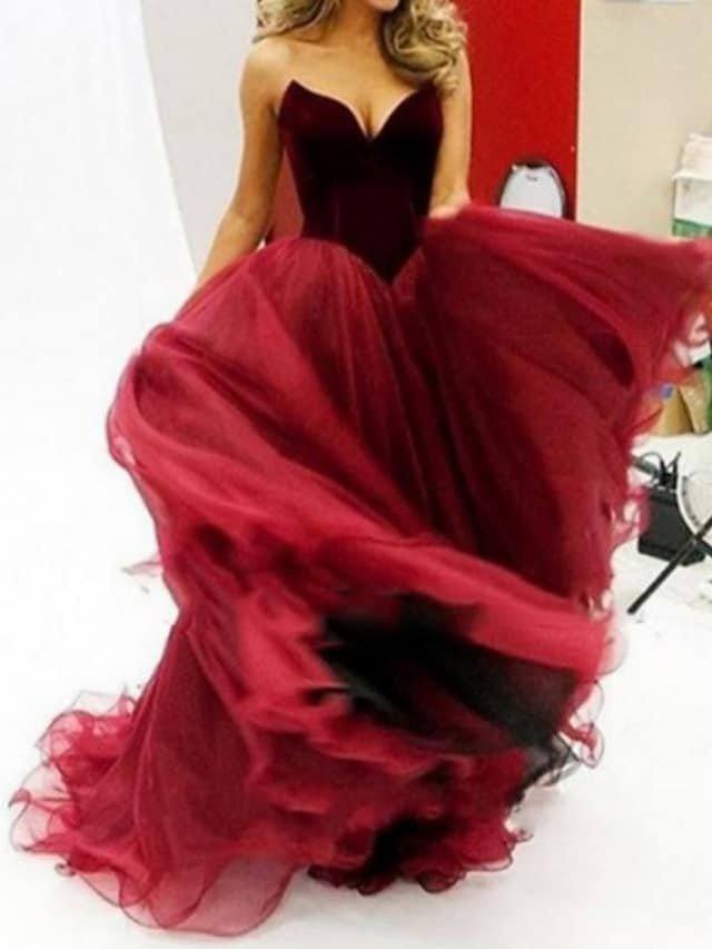 A-Line Celebrity Style Elegant Prom Formal Evening Dress V Neck Sleeveless Floor Length Velvet with Pleats - RongMoon