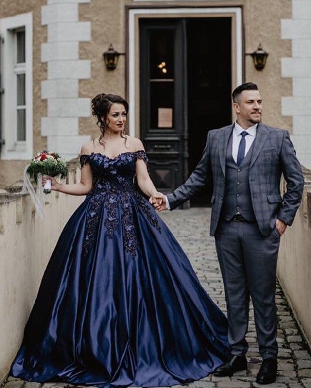 Lace Embroidery Beaded Off The Shoulder Satin Wedding Ballgown Dresses