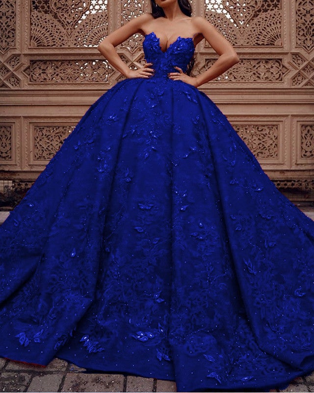 Lace Embroidery Sweetheart Ball Gown Dresses