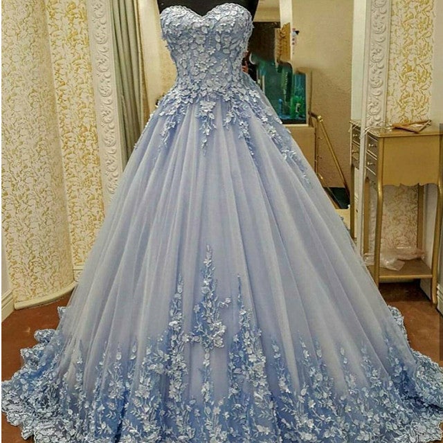 Lovely Lace Appliques Sweetheart Ball Gown Dress