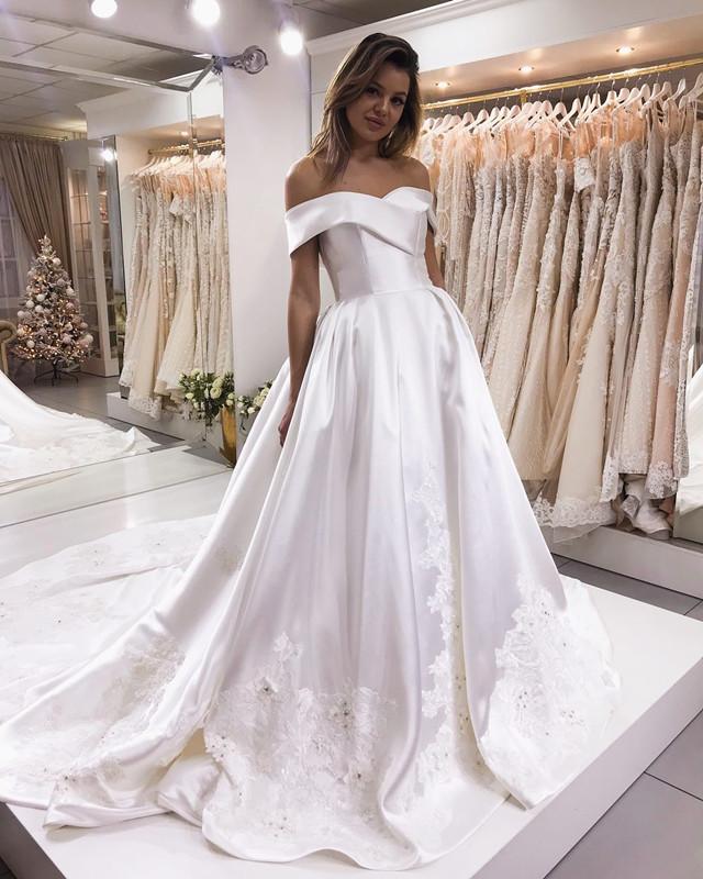 Off The Shoulder Ball Gown Wedding Satin Dresses Lace Embroidery