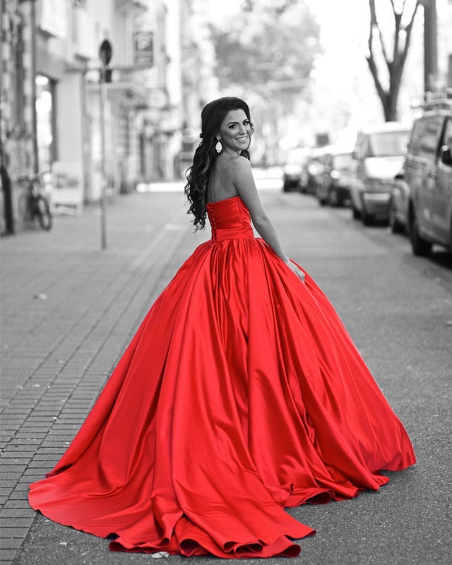 Ruched Sweetheart Satin Ball Gowns Wedding Dresses Red