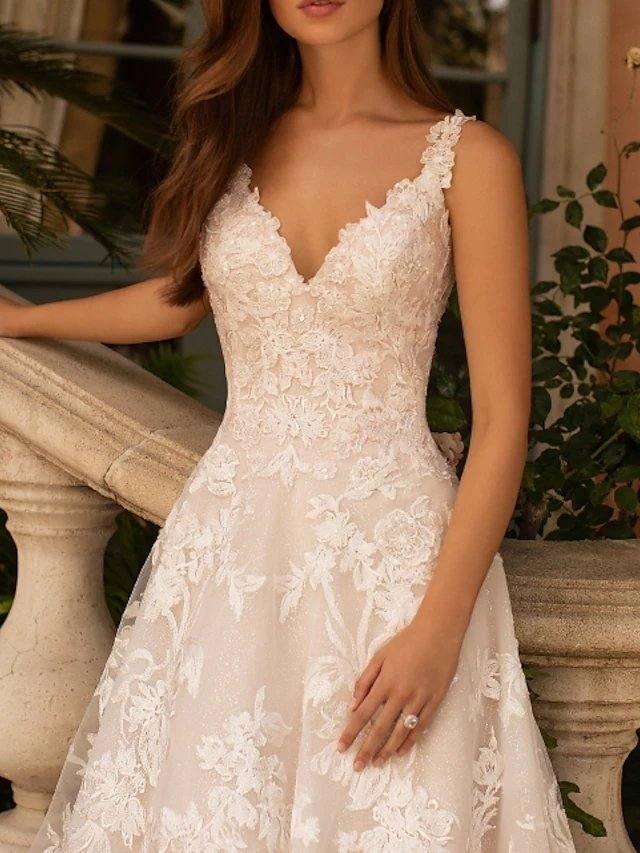 A-Line Wedding Dresses V Neck Court Train Lace Tulle Sleeveless Formal Plus Size with Lace Insert Appliques - RongMoon