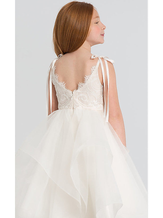 A-Line Sleeveless Scalloped Neckline Flower Girl Dresses with Lace Satin Tulle and Tier Solid