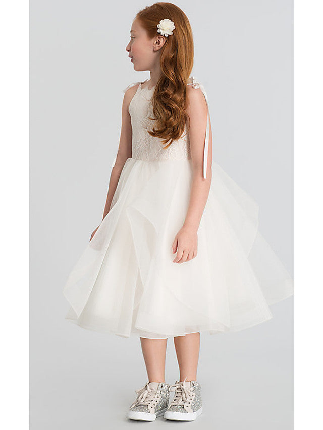 A-Line Sleeveless Scalloped Neckline Flower Girl Dresses with Lace Satin Tulle and Tier Solid