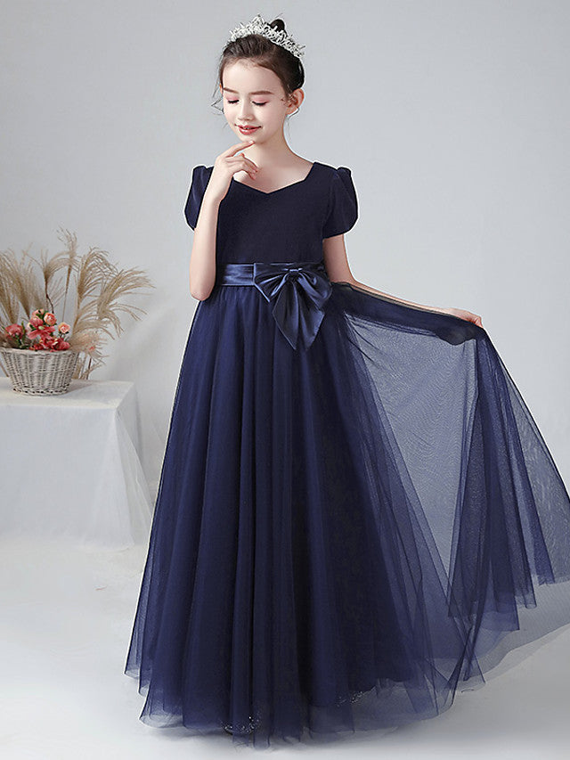 Ball Gown Short Sleeve Bateau Neck Flower Girl Dress with Tulle and Velvet Bow