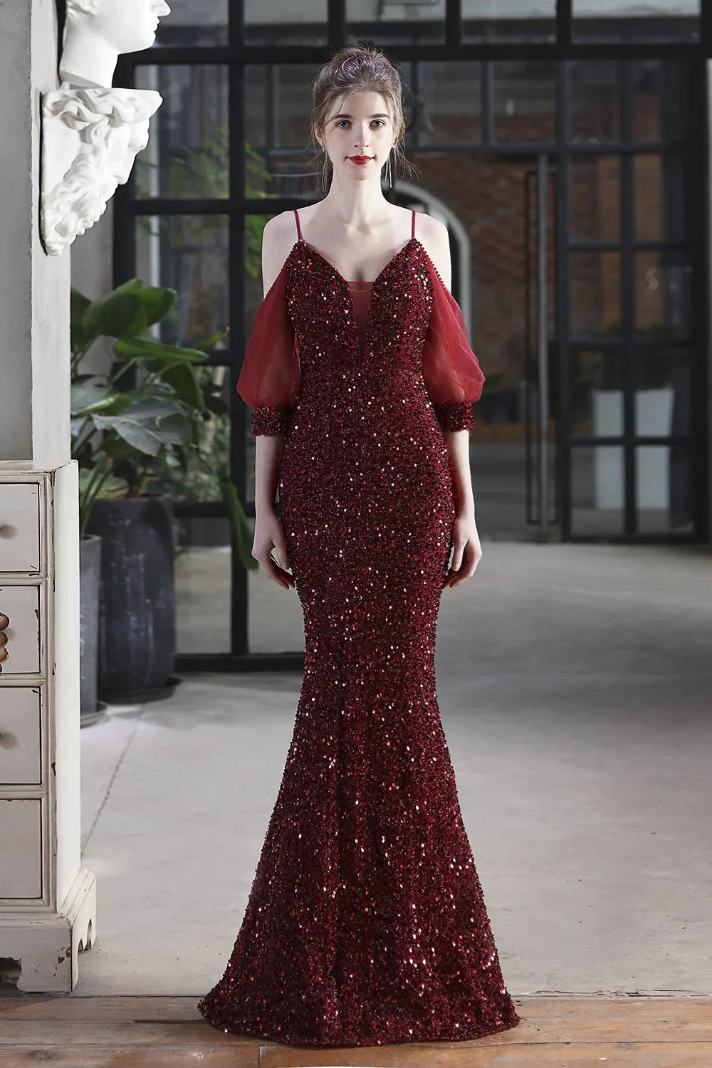 Elegant Spaghetti-Straps V-Neck Sequined Evening Formal Dress Mermaid With Bubble Tulle Sleeves