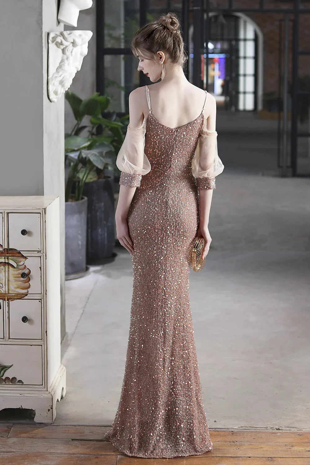 Elegant Spaghetti-Straps V-Neck Sequined Evening Formal Dress Mermaid With Bubble Tulle Sleeves