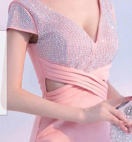 Fabulous Short Sleeves Beads Evening Dress Mermaid V-Neck With Slit