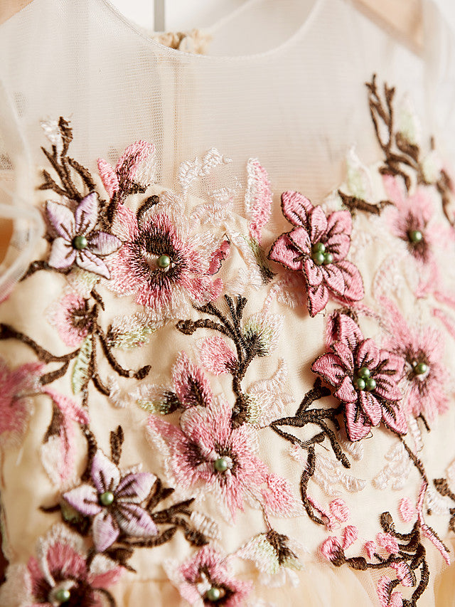 Gorgeous Embroidered Cap Sleeve Jewel Knee Length Flower Girl Dress