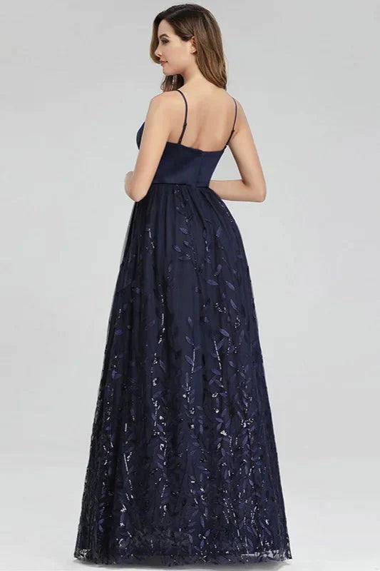 Gorgeous Navy Blue Spaghetti-Straps Evening Gowns Long Sweetheart Prom Dress With Leaves Embelishments