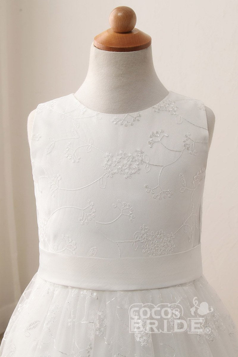 Lace-Accented White Ball Gown for Flower Girls