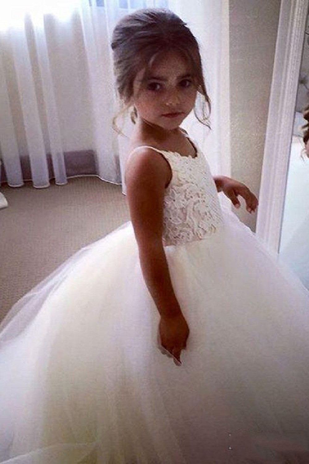 Lace-Embellished Square Neckline Sleeveless Ball Gown Flower Girl Dress