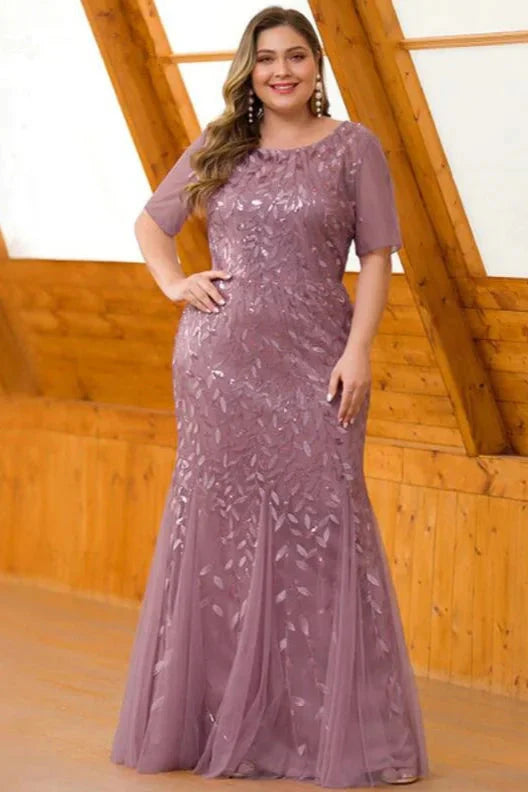 Plus Size Elegant Long Evening Dress With Lace Appliques