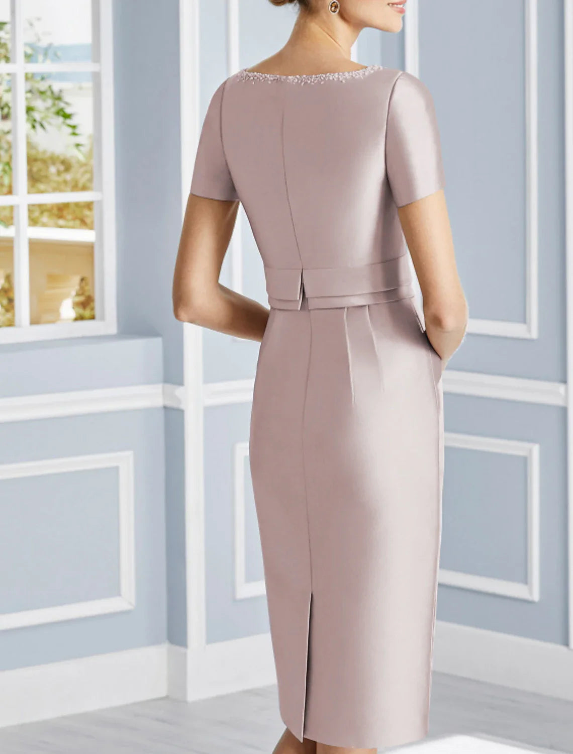 Two Piece Sheath / Column Mother of the Bride Dress Wedding Guest Church Elegant Luxurious Jewel Neck Knee Length Satin Short Sleeve with Pearls