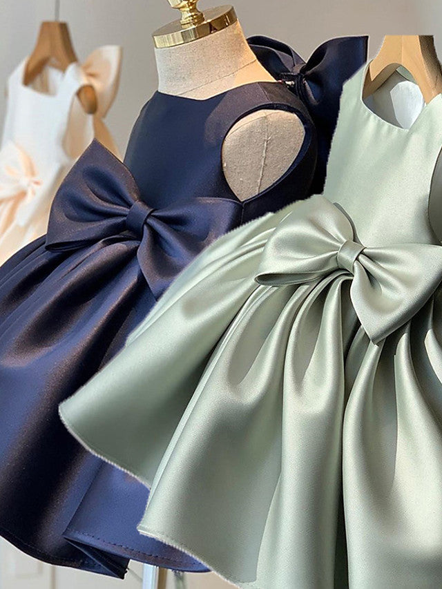 Satin Ball Gown Sleeveless Square Neck Flower Girl Dress With Bow Pleats