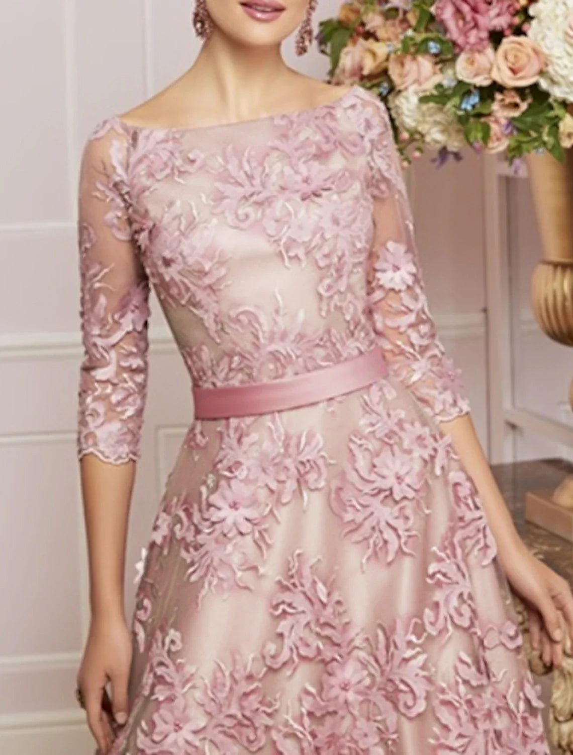 A-Line Mother of the Bride Dress Wedding Guest Elegant Vintage Plus Size Bateau Neck Tea Length Lace Half Sleeve with Lace Sash / Ribbon