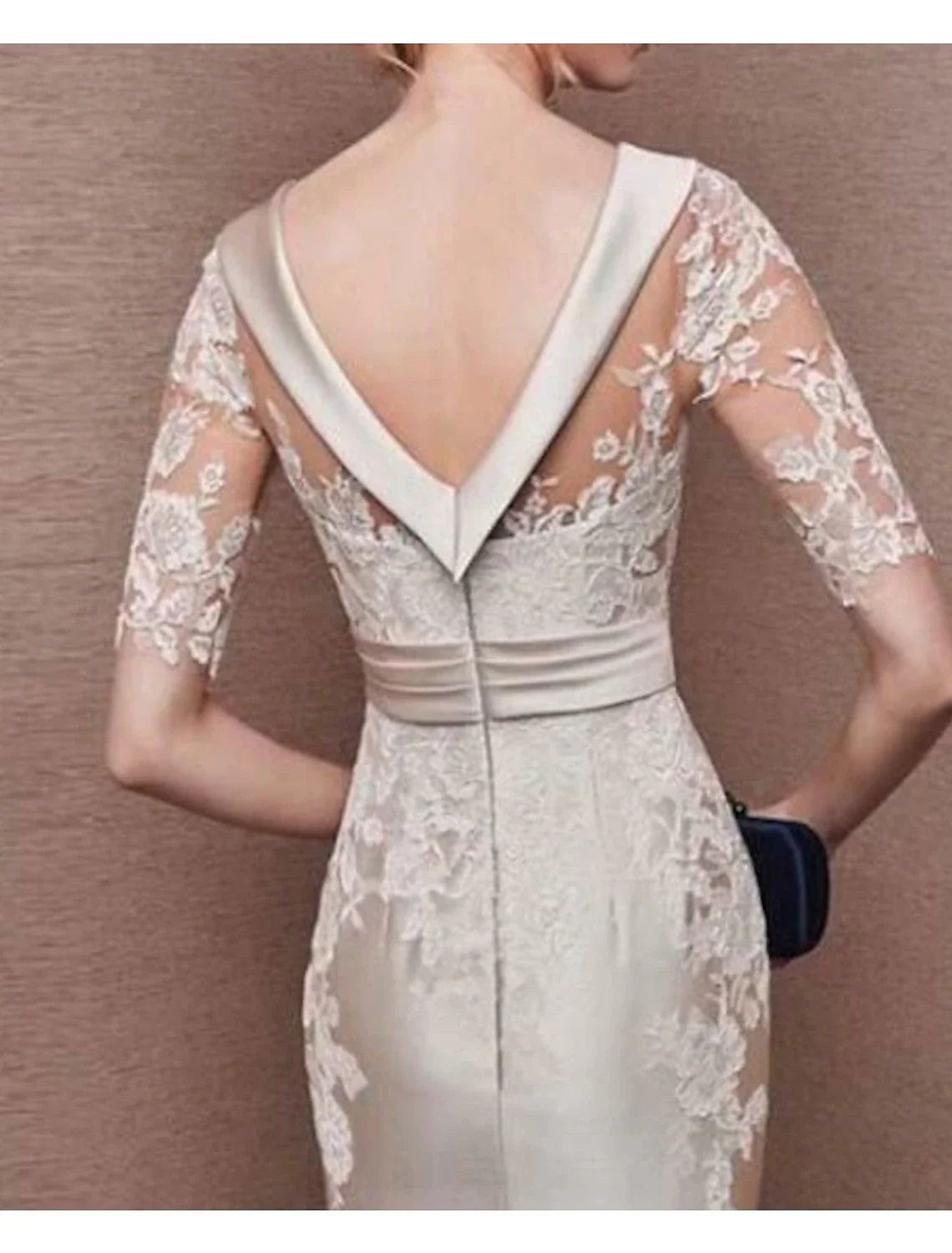 Sheath / Column Mother of the Bride Dress Wedding Guest Elegant Vintage Jewel Neck Knee Length Satin Lace Short Sleeve with Appliques