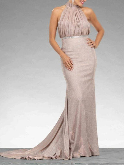 Sheath / Column Mother of the Bride Dress Elegant Sparkle & Shine Halter Neck Sweep / Brush Train Tulle Sequined Sleeveless with Pleats Sequin Ruching - RongMoon