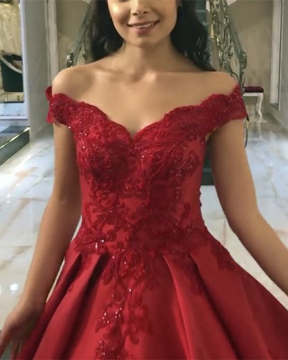 Elegant Ball Gown Satin Dresses V Neck Lace Appliques