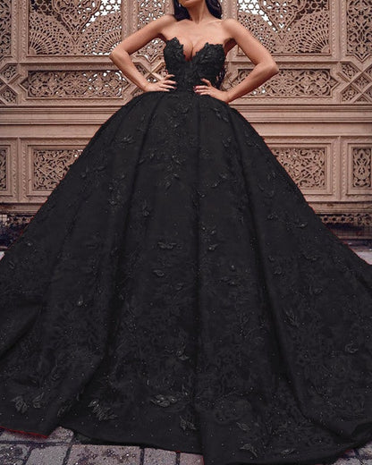 Lace Embroidery Sweetheart Ball Gown Dresses