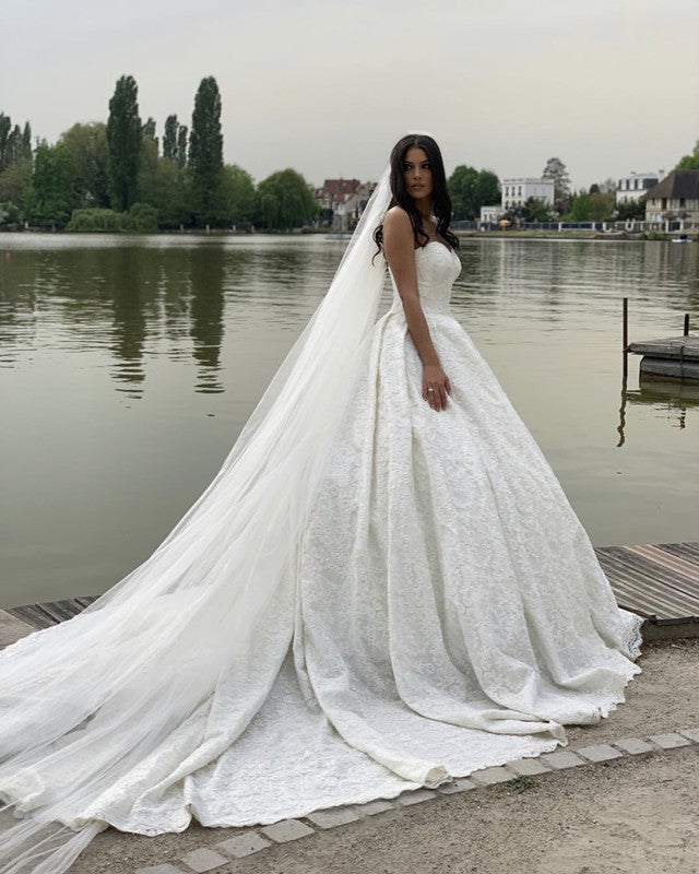 Lace Sweetheart Wedding Dress Ball Gown