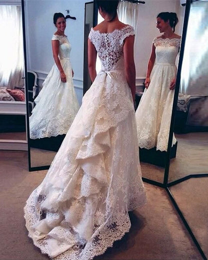 Vintage Scoop Neckline Lace Wedding Dresses Bustle Style Bridal Gowns