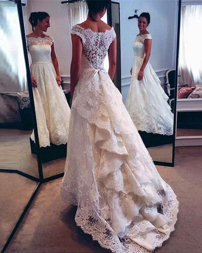 Vintage Scoop Neckline Lace Wedding Dresses Bustle Style Bridal Gowns