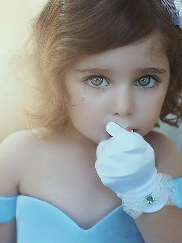 Adorable Satin Ball Gown Short Sleeve Off Shoulder Flower Girl Dress with Bow Tier