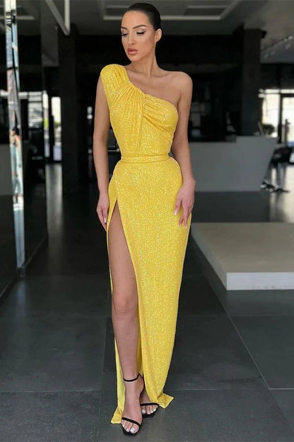 Amazing Yellow One Shoulder Sequins evening Dress Mermaid With Slit