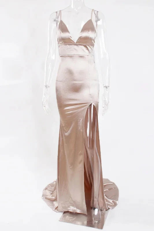Chic Spaghetti-Straps V-Neck Prom Dress Long Mermaid Evening Gowns Online