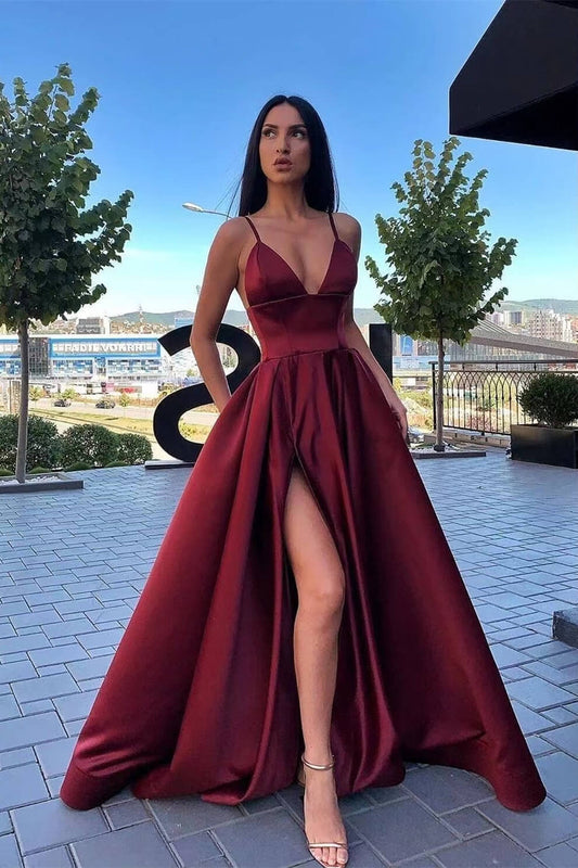 Elegant A Line Split Evening Dress with Spaghetti-Straps & Pockets