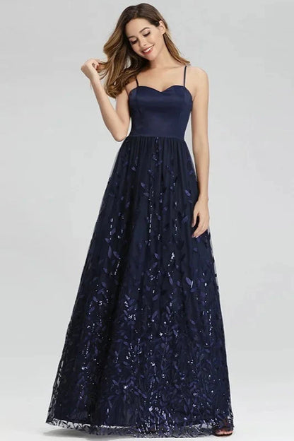 Gorgeous Navy Blue Spaghetti-Straps Evening Gowns Long Sweetheart Prom Dress With Leaves Embelishments