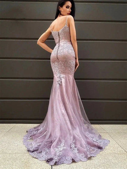 Gorgeous V-Neck Sleeveless Lace Appliques Mermaid Evening Dress Long
