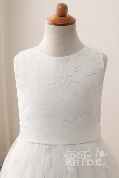Lace-Accented White Ball Gown for Flower Girls