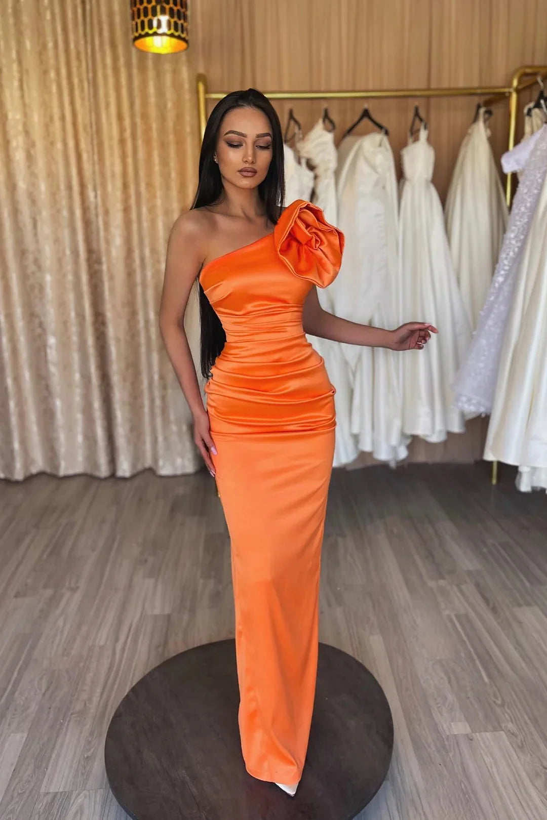 Modern Orange One Shoulder Prom Dress Sleeveless Sheath Evening Gown