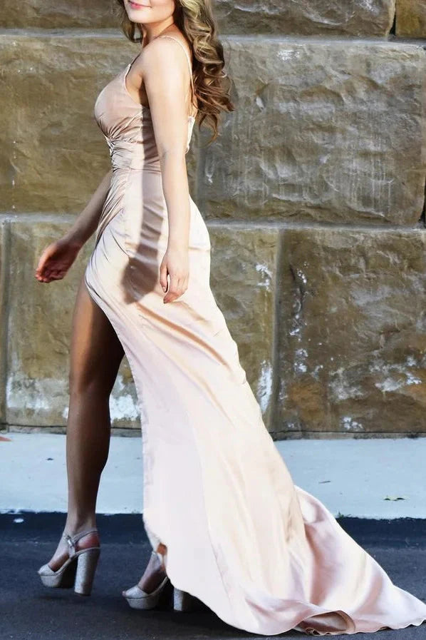 Stunning Spaghetti-Straps Sleeveless V-Neck Evening Dress Long With Split Pleated