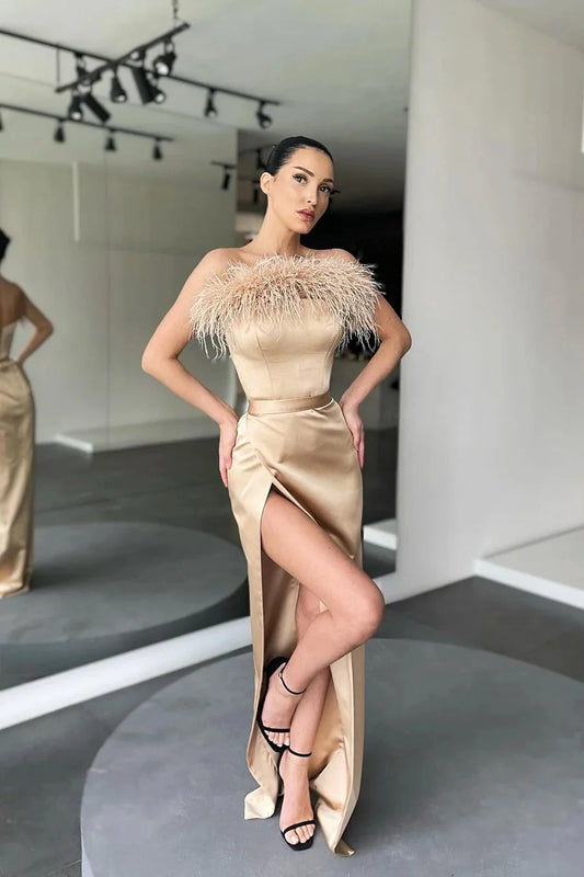 Stunning Strapless Feather Mermaid Evening Dress With Slit